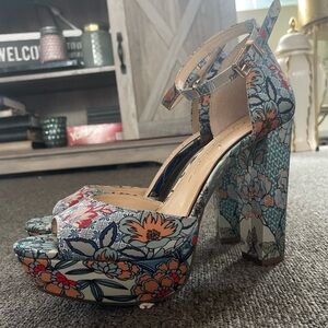 SOLD‼️‼️jessica’s simpson heels